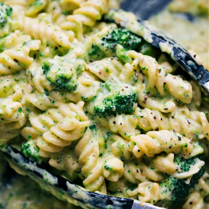 straightforward Dinner Recipes: Broccoli pasta freshly made and ready to be served.