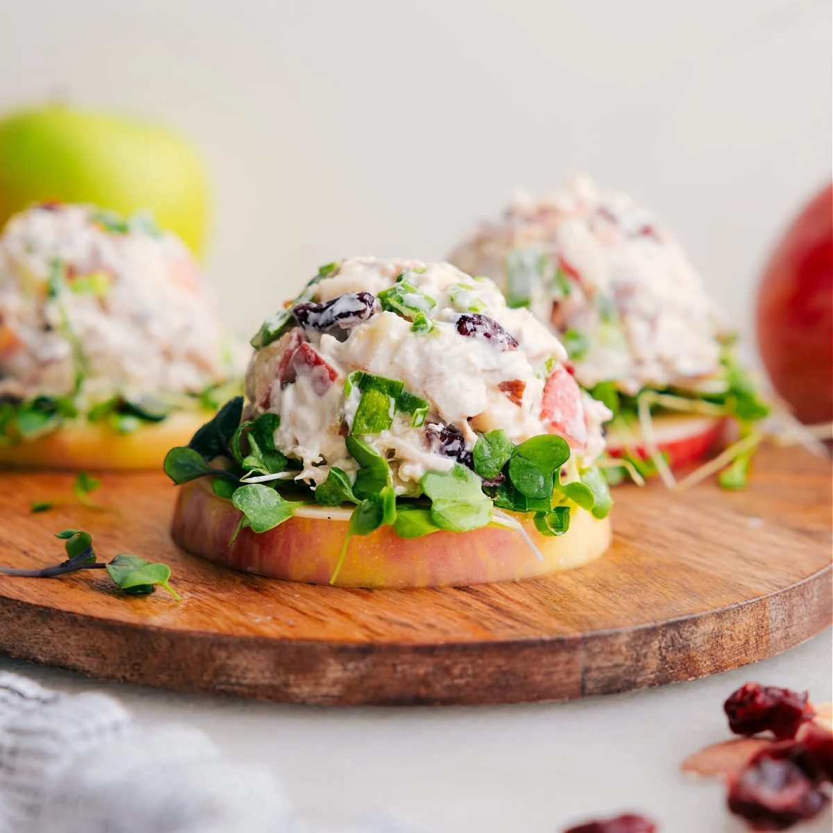 straightforward chicken recipes: chicken salad with apples.