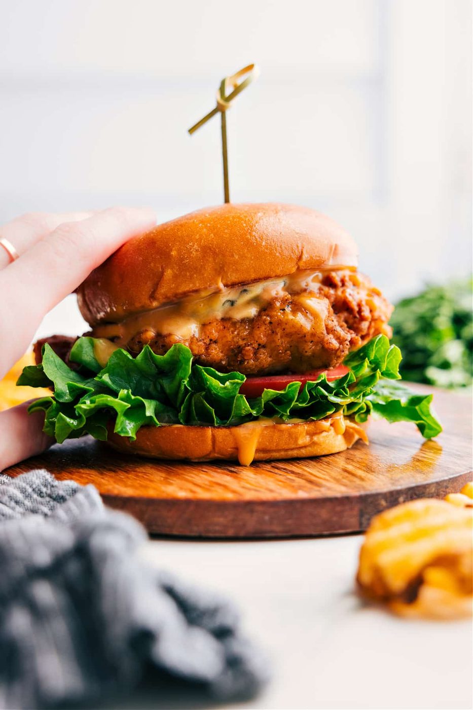 straightforward chicken recipes: Crispy chicken sandwich.