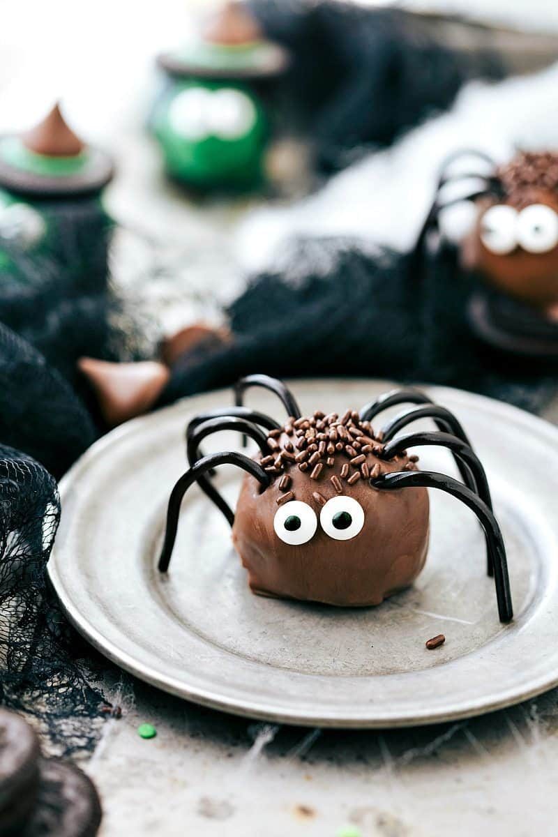 SPIDER OREO BALLS via flexfa.com