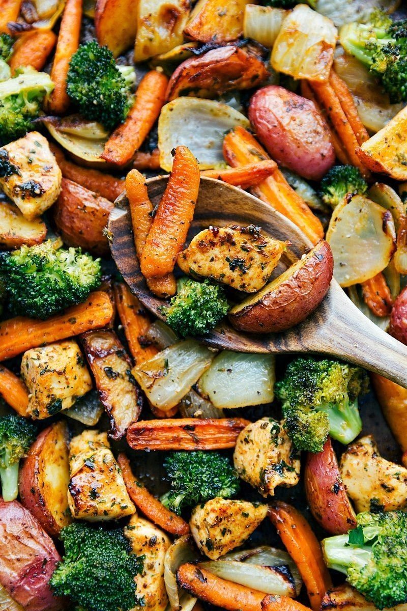 One pan dinner recipe: sheet pan chicken and veggies