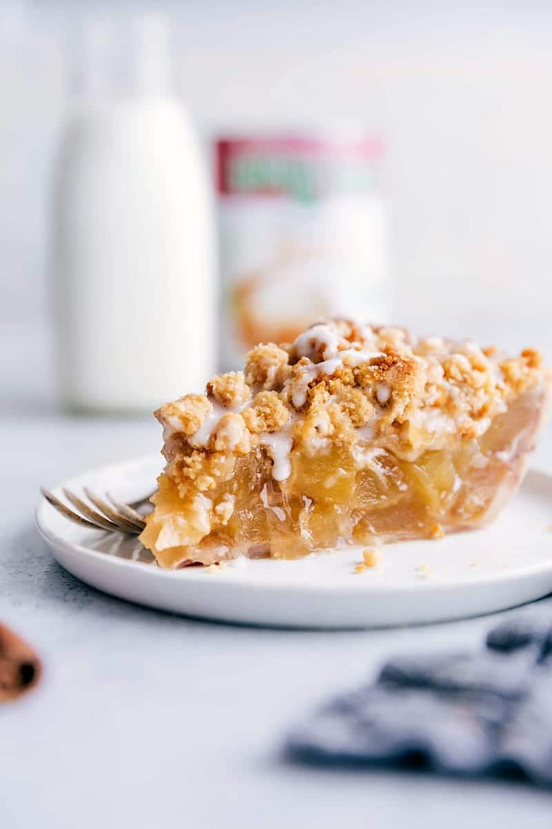 Cinnamon Roll Apple Pie for the Table