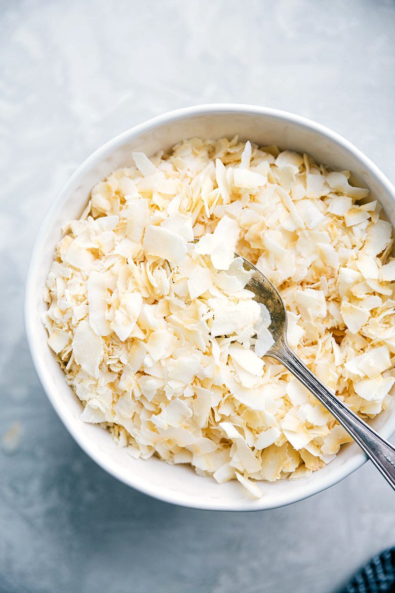 Coconut flakes used to top this dish.