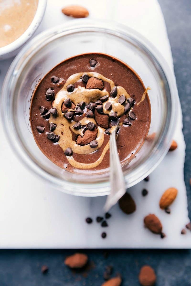 Chocolate Almond Overnight Oats at Home
