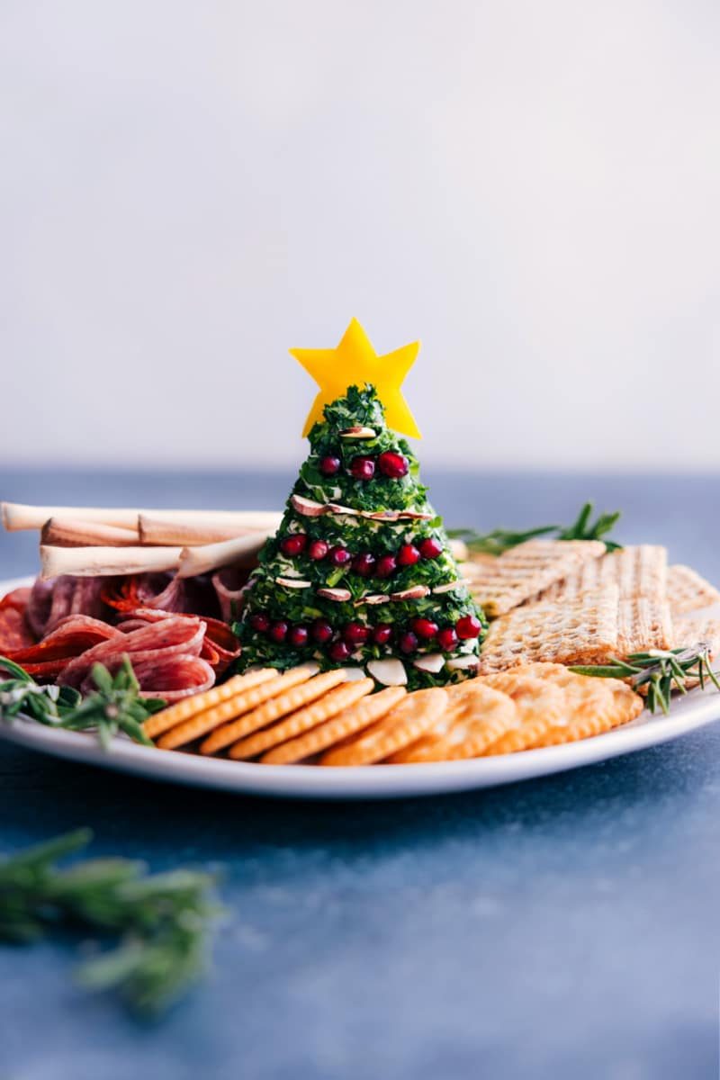 Christmas Cheese Ball (2 Ways!) for the Table