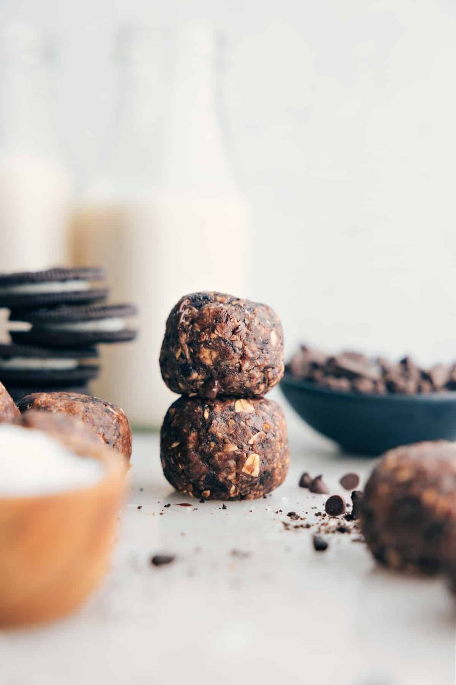 Cookies & Cream Energy Bites for the Table