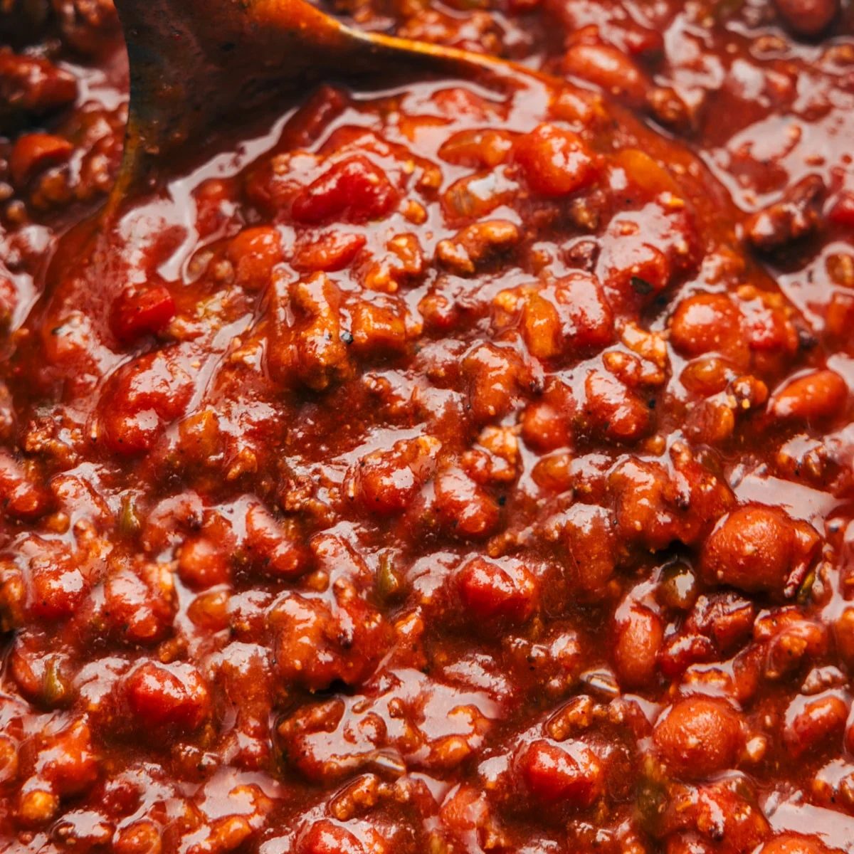 Enjoy the best slow cooker chili recipe fresh out of the slow cooker.