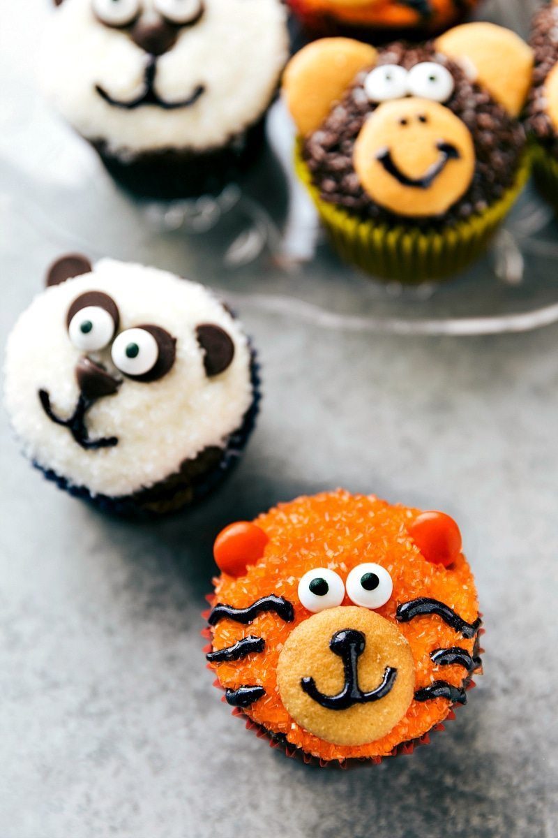 straightforward JUNGLE CUPCAKES! Four simple and straightforward to make animal jungle cupcakes -- a zebra, monkey, tiger, and a panda. I flexfa.com