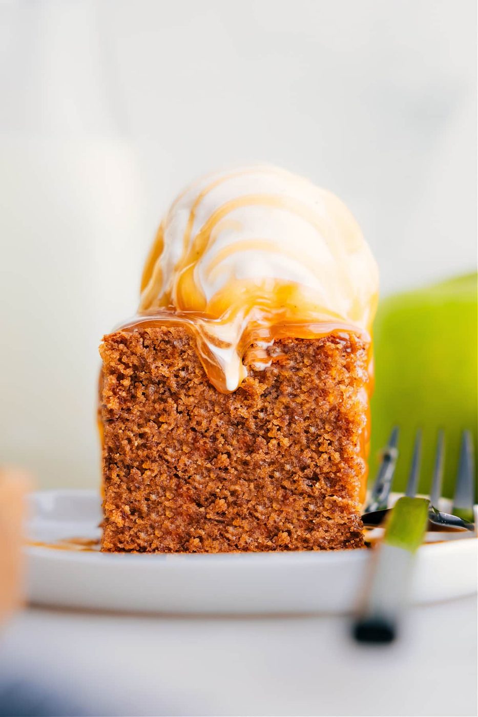 Weeknight Apple Cake