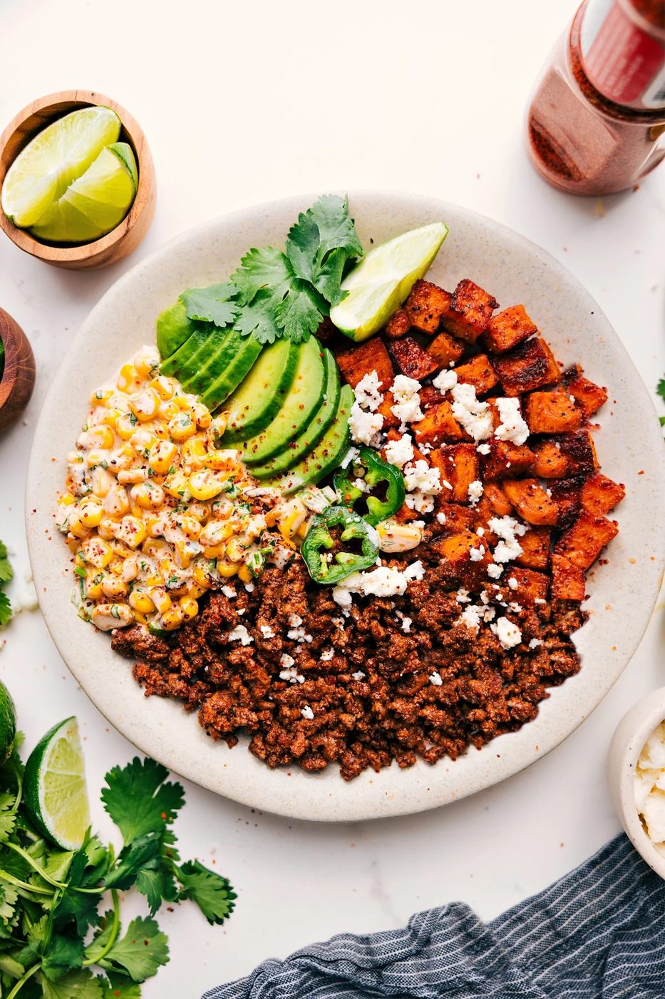 Healthy ground beef recipes: street corn beef bowl.