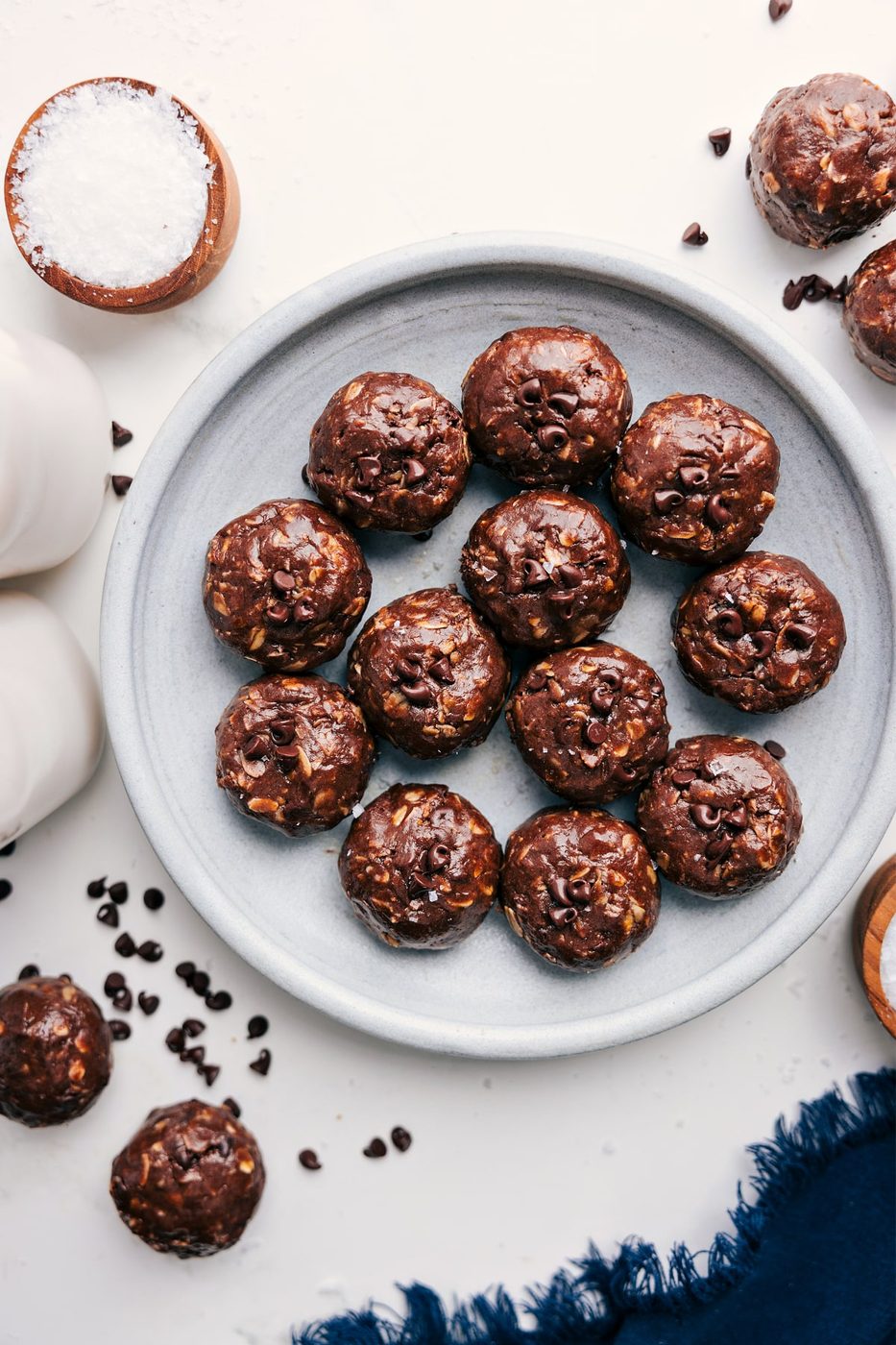 Chocolate Energy Balls from the Pot
