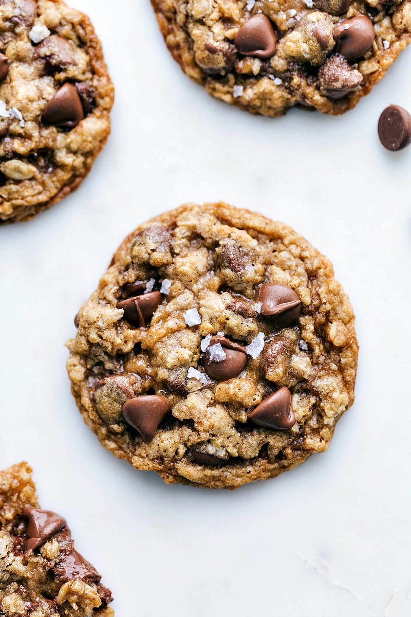 Oatmeal Chocolate Chip Cookie