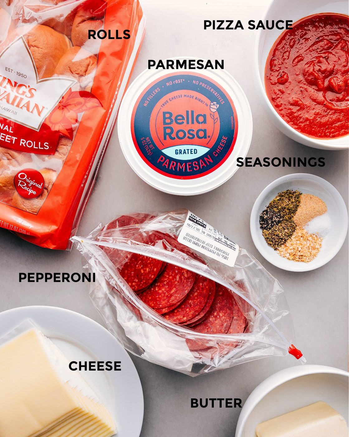 All the ingredients in this dish laid out for straightforward preparation.