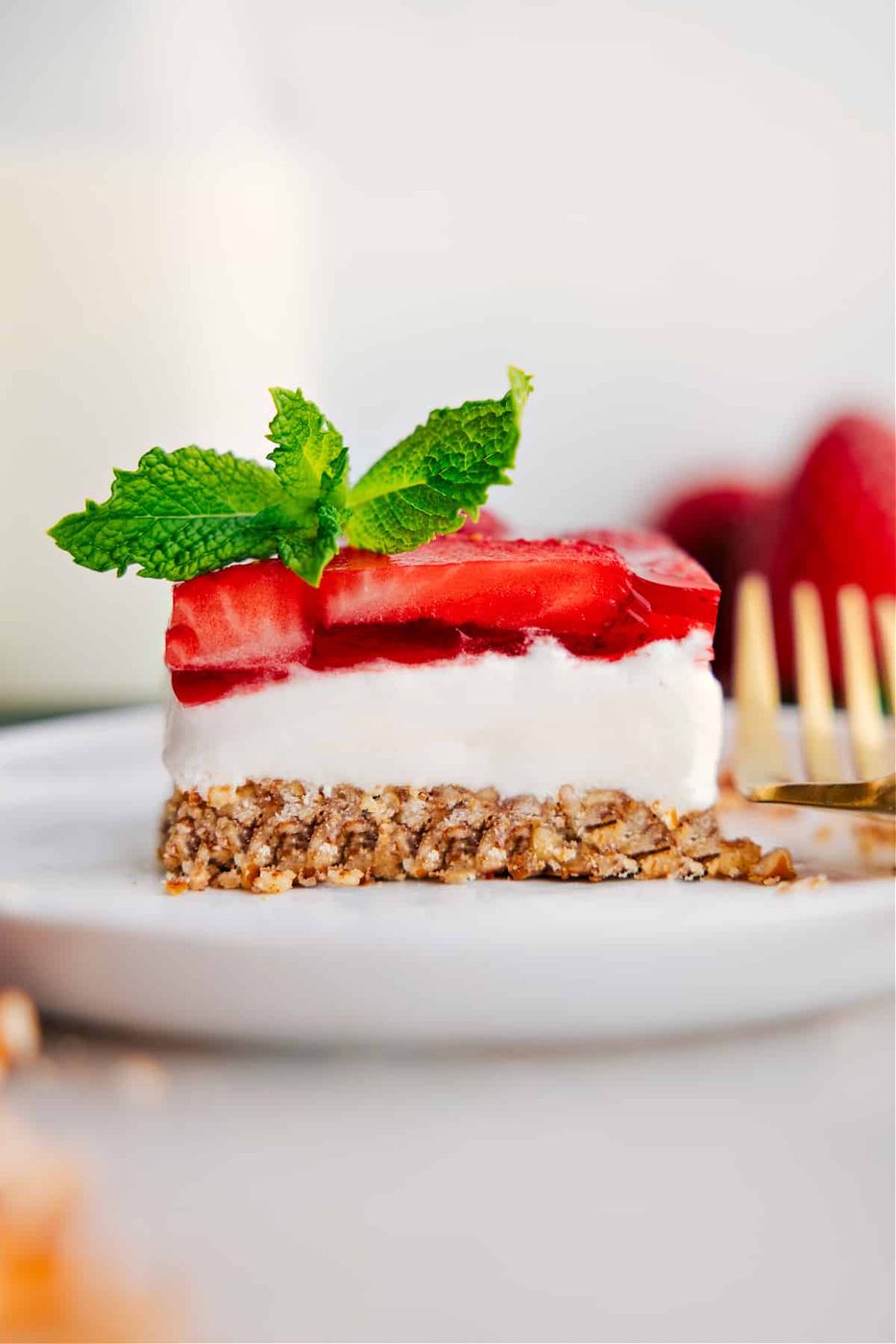 Strawberry Pretzel Salad