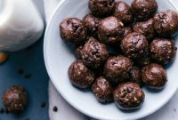 Chocolate Protein Energy Bites