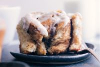 Effortless No Knead Cinnamon Rolls
