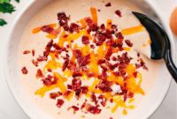 Rich and Creamy Cauliflower Soup