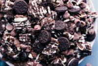 Midnight Swirl Puppy Chow
