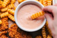 Copycat Raising Canes Sauce