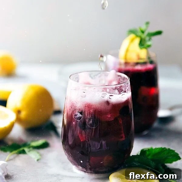 Sparkling blueberry lemonade