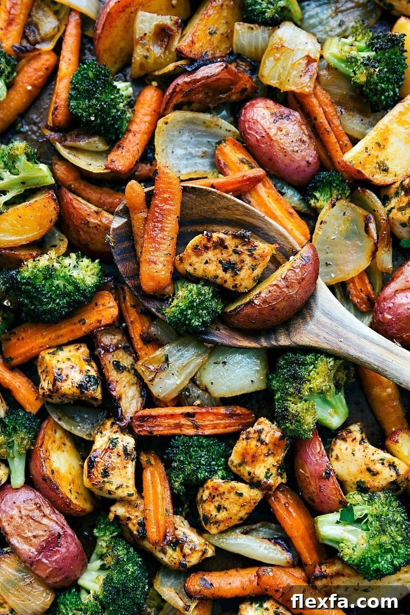 Sheet pan chicken and vegetables, one of the Best Recipes for Meal Prep.