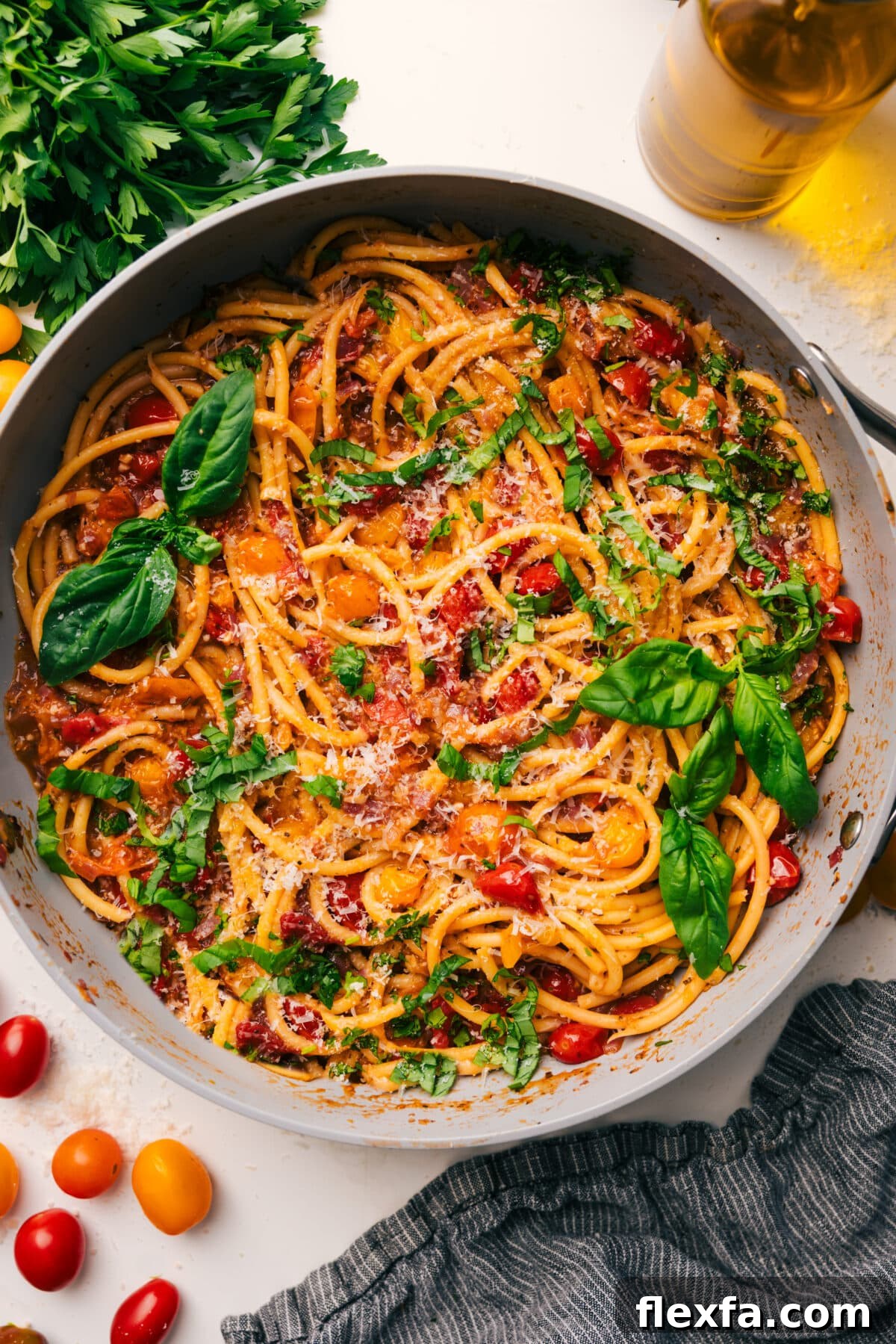 Cherry tomato pasta